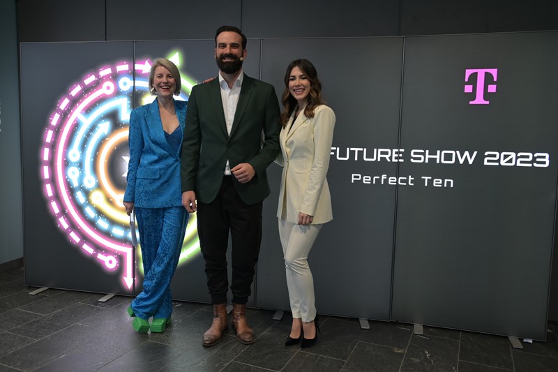 Domaće voditeljske zvijezde – Ida Prester, Ivan Šarić i Jelena Glišić – bili su domaćini svatko svojeg dijela BFS-a